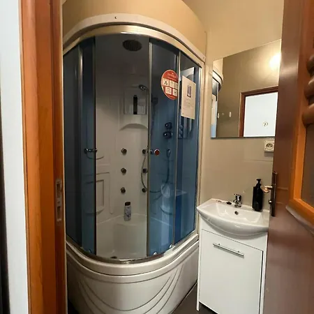 Goscinne Pod Zlotym Pstragiem Bed & Breakfast