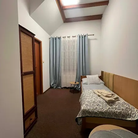 Bed & Breakfast Goscinne Pod Zlotym Pstragiem