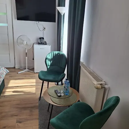 Goscinne Pod Zlotym Pstragiem Oda ve Kahvaltı 3*