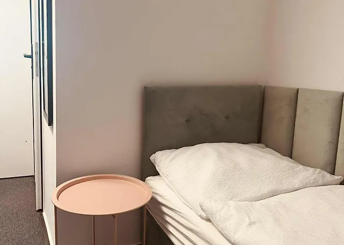 Goscinne Pod Zlotym Pstragiem 3*