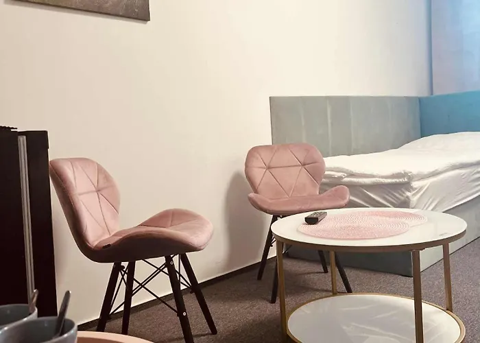 Goscinne Pod Zlotym Pstragiem Bed & Breakfast