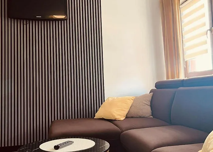 Goscinne Pod Zlotym Pstragiem Bed & Breakfast Zgorzelec